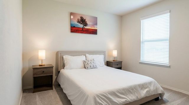 404 Purple Heart DR, Buda, TX 78610