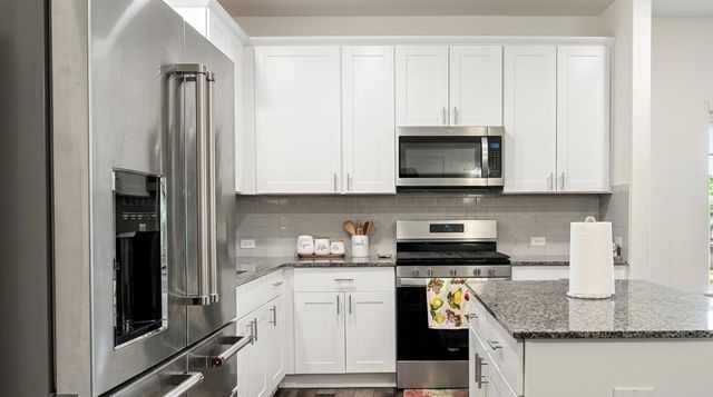 404 Purple Heart DR, Buda, TX 78610