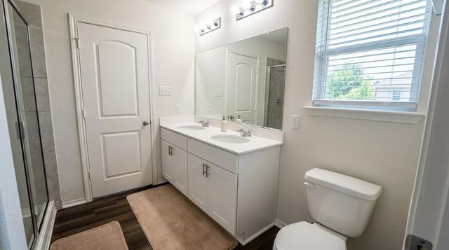 404 Purple Heart DR, Buda, TX 78610