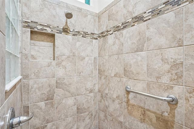 857 ENISGROVE WAY, The Villages, FL 32163