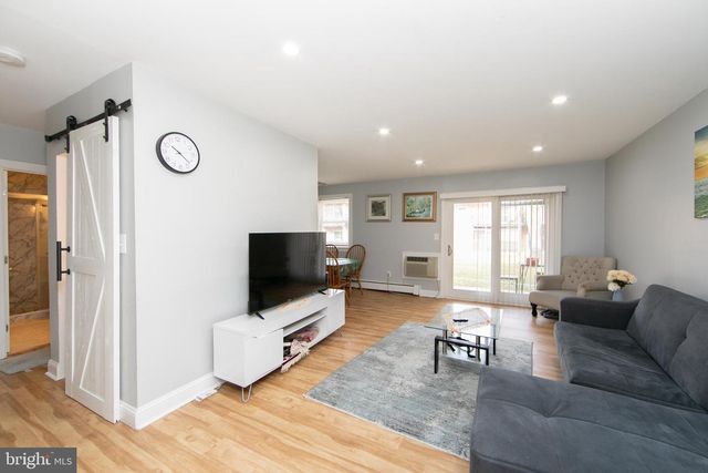 1011 GARNET, Burlington Township, NJ 08016