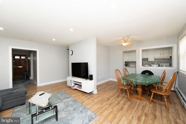 1011 GARNET, Burlington Township, NJ 08016