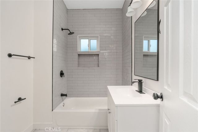 2723 Iris Street, Riverside, CA 92507