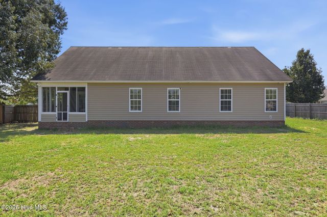 205 Bonney Lane, Fayetteville, NC 28306