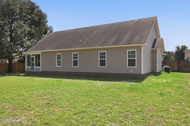 205 Bonney Lane, Fayetteville, NC 28306