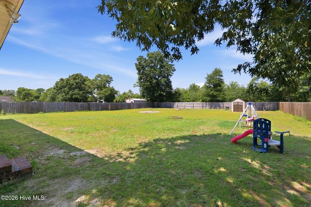 205 Bonney Lane, Fayetteville, NC 28306