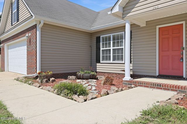 205 Bonney Lane, Fayetteville, NC 28306