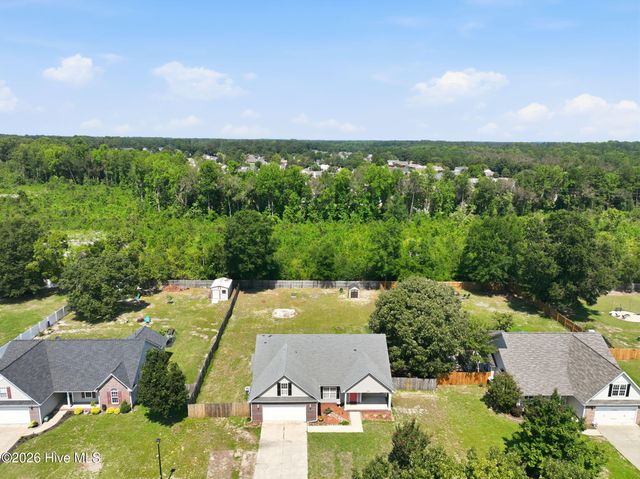 205 Bonney Lane, Fayetteville, NC 28306