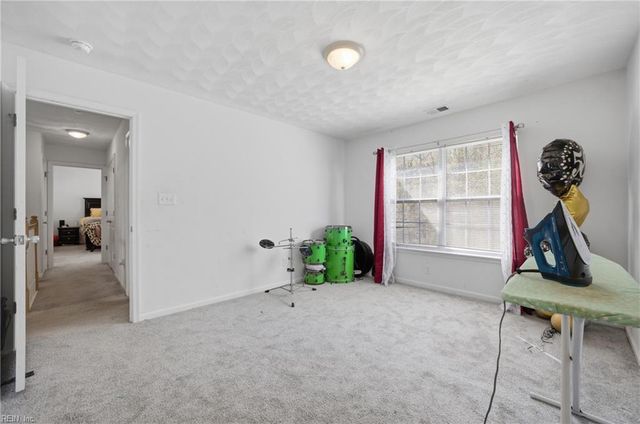 2562 Golden Maple DR, Suffolk, VA 23434