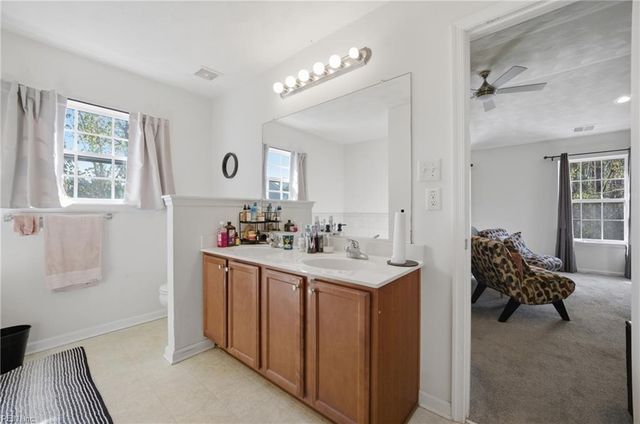 2562 Golden Maple DR, Suffolk, VA 23434