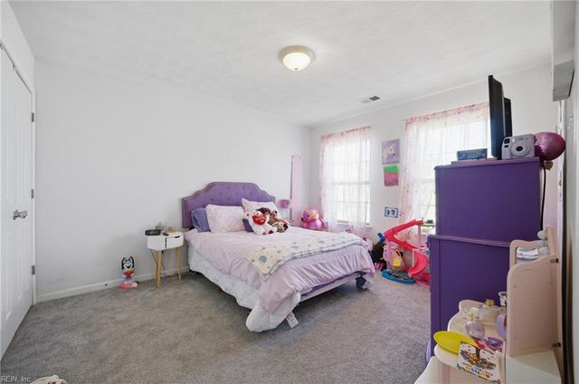 2562 Golden Maple DR, Suffolk, VA 23434