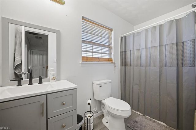 2562 Golden Maple DR, Suffolk, VA 23434