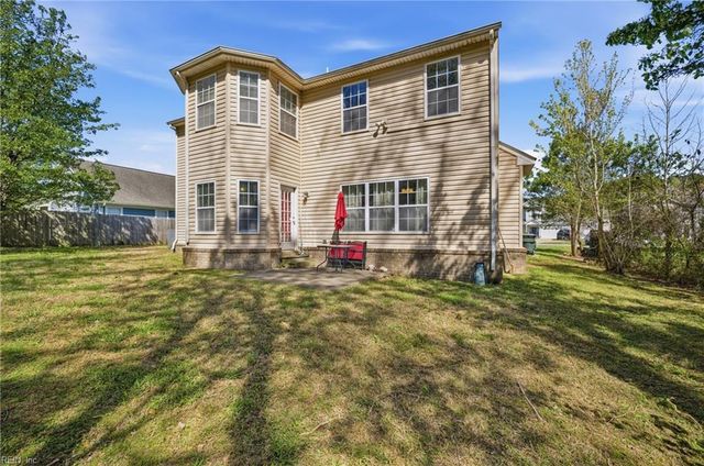 2562 Golden Maple DR, Suffolk, VA 23434