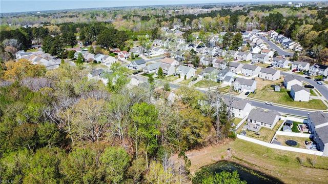 2562 Golden Maple DR, Suffolk, VA 23434