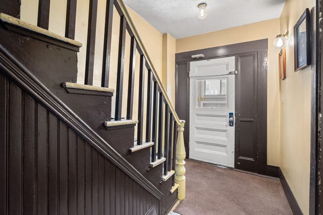 192 Lexington St, Boston, MA 02128