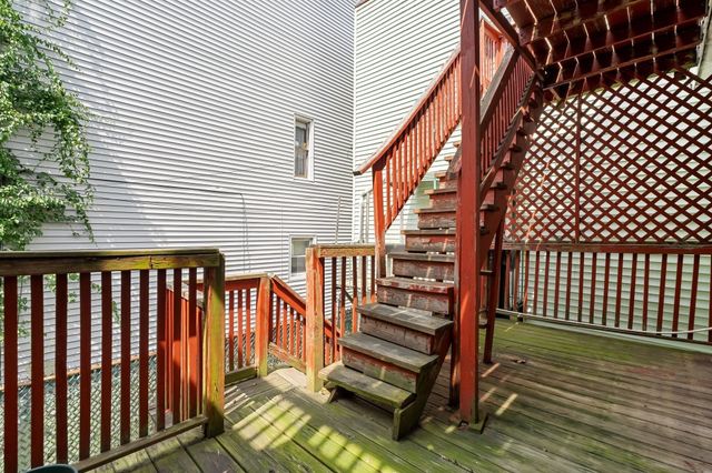 192 Lexington St, Boston, MA 02128
