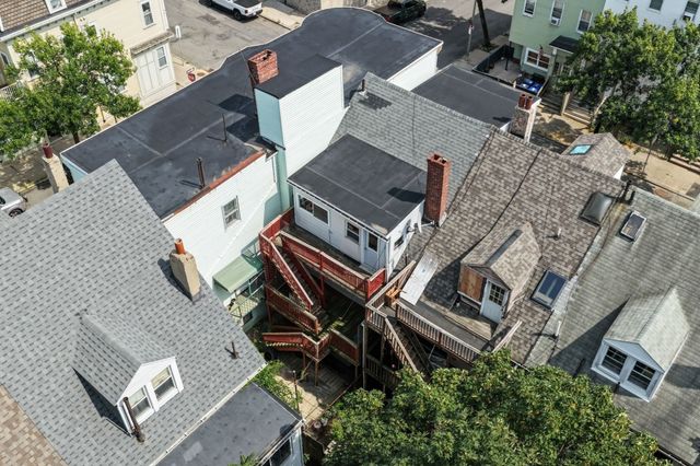 192 Lexington St, Boston, MA 02128