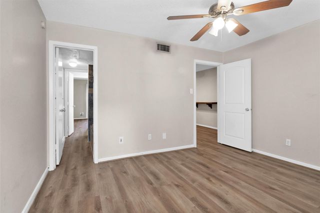 12900 Walden Road 513, Montgomery, TX 77356