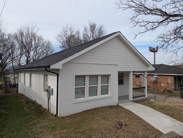 2409 12th Avenue, Chattanooga, TN 37407