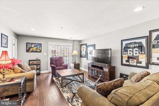 1265 ELDERSLIE LN, York, PA 17403