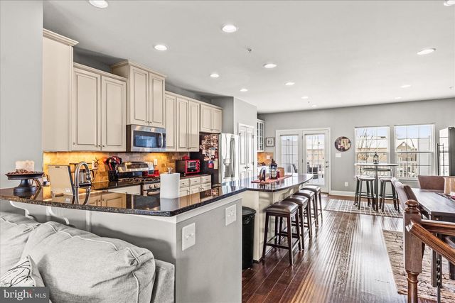 1265 ELDERSLIE LN, York, PA 17403