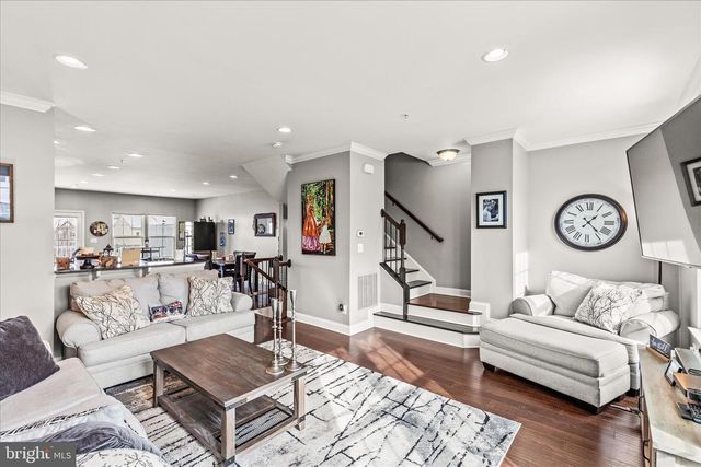 1265 ELDERSLIE LN, York, PA 17403