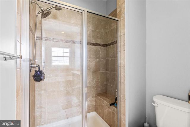 1265 ELDERSLIE LN, York, PA 17403