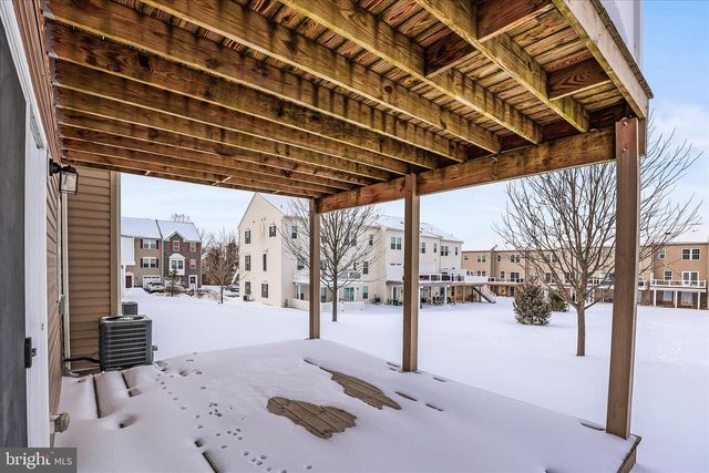 1265 ELDERSLIE LN, York, PA 17403