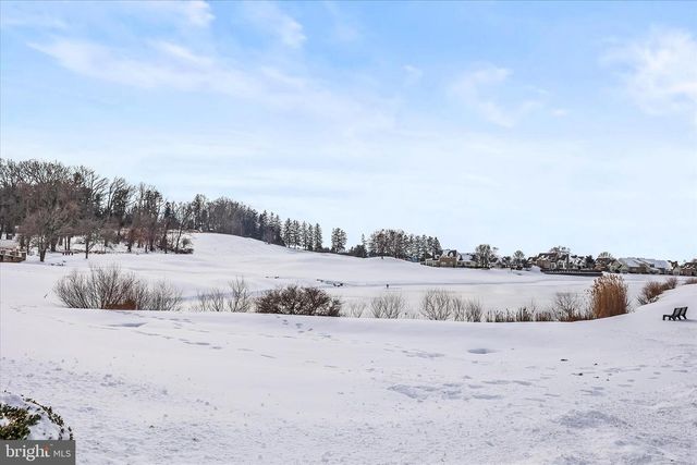 1265 ELDERSLIE LN, York, PA 17403