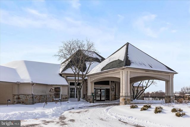 1265 ELDERSLIE LN, York, PA 17403