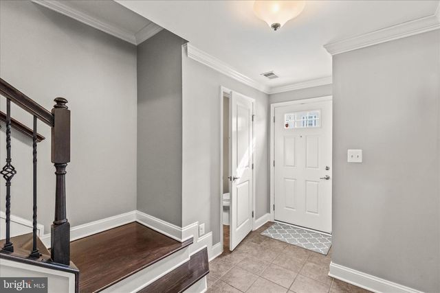 1265 ELDERSLIE LN, York, PA 17403