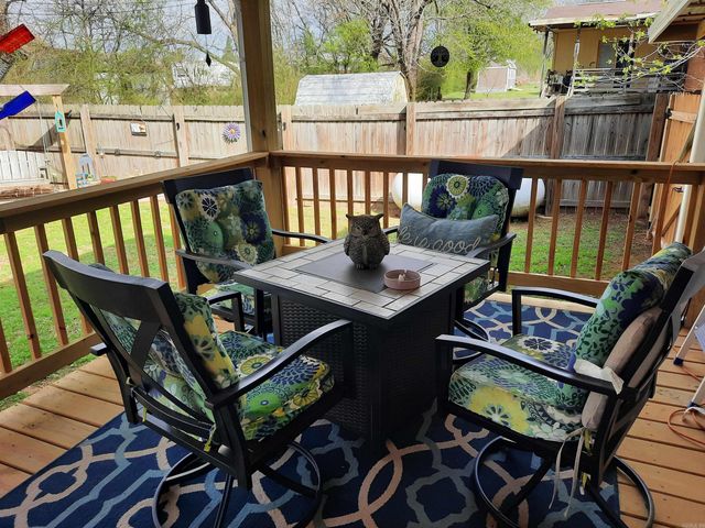 305 Stone Avenue, Mountain View, AR 72560