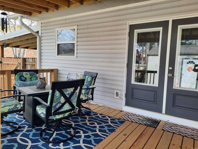 305 Stone Avenue, Mountain View, AR 72560