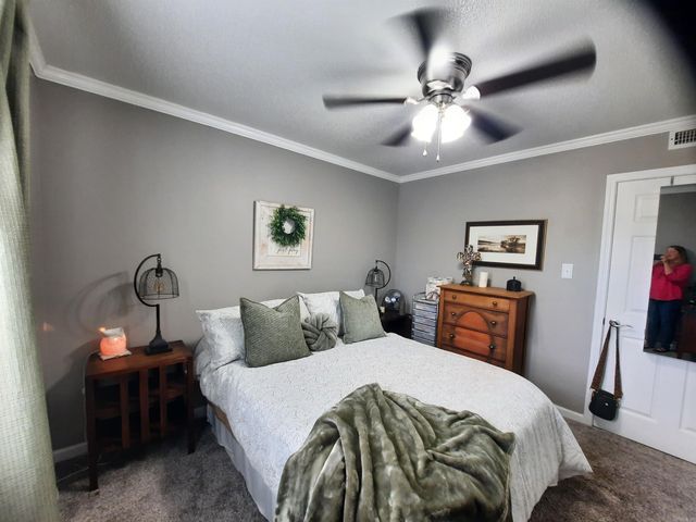 305 Stone Avenue, Mountain View, AR 72560