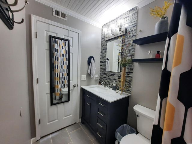 305 Stone Avenue, Mountain View, AR 72560