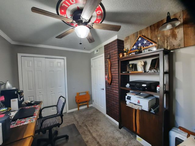 305 Stone Avenue, Mountain View, AR 72560