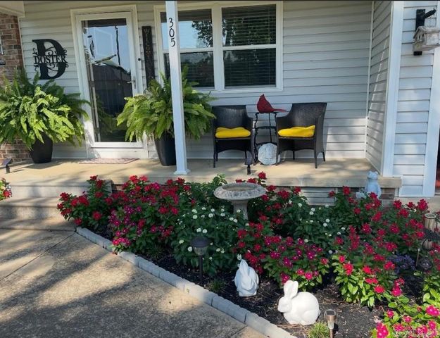 305 Stone Avenue, Mountain View, AR 72560