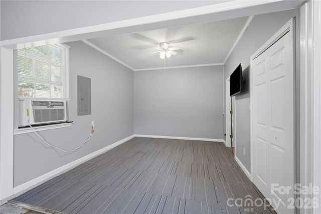147 Valley Glen Drive, Troutman, NC 28166