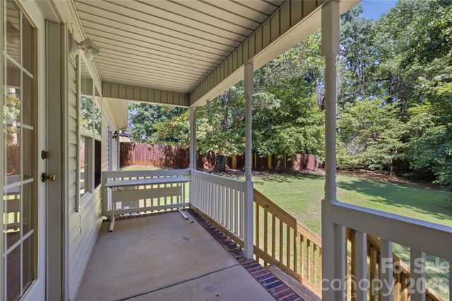 147 Valley Glen Drive, Troutman, NC 28166