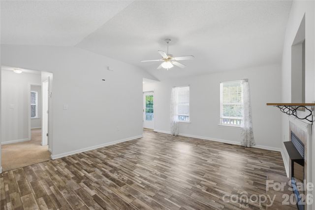 147 Valley Glen Drive, Troutman, NC 28166