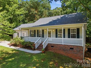 147 Valley Glen Drive, Troutman, NC 28166