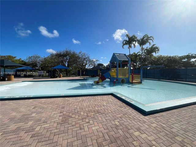 12475 NW 10th Ave, North Miami, FL 33168