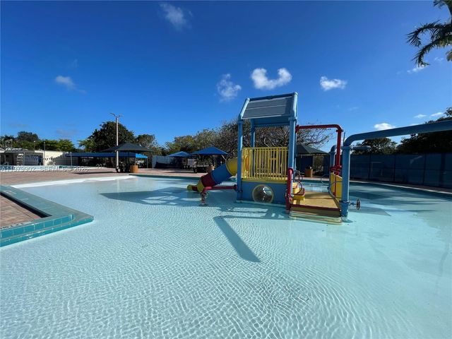 12475 NW 10th Ave, North Miami, FL 33168