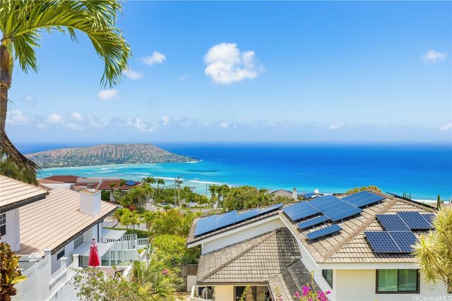 869 Ikena Circle, Honolulu, HI 96821
