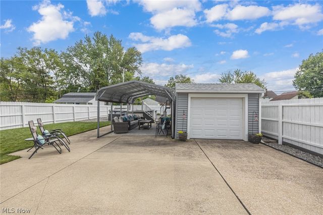2424 E 30th Street, South Lorain, OH 44055