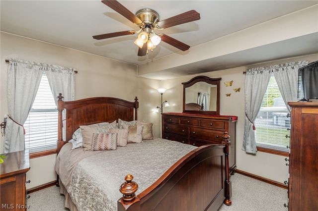 2424 E 30th Street, South Lorain, OH 44055