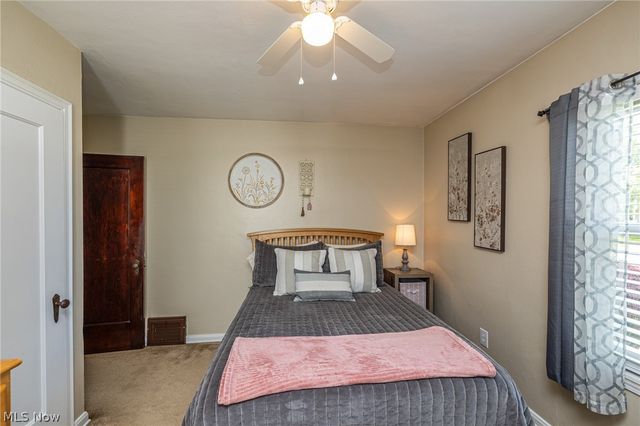 2424 E 30th Street, South Lorain, OH 44055