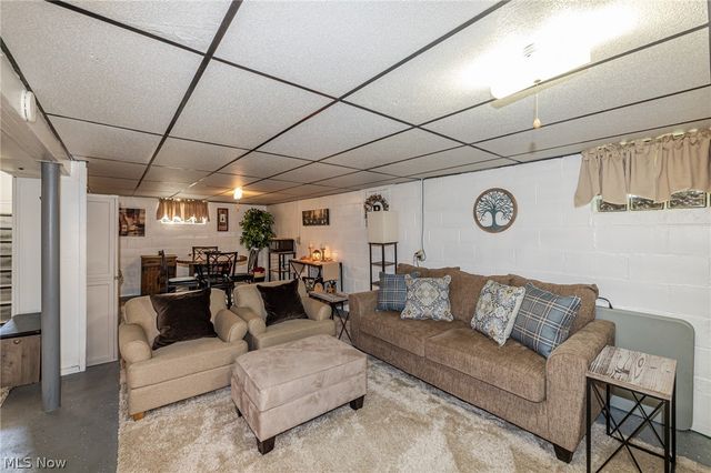 2424 E 30th Street, South Lorain, OH 44055