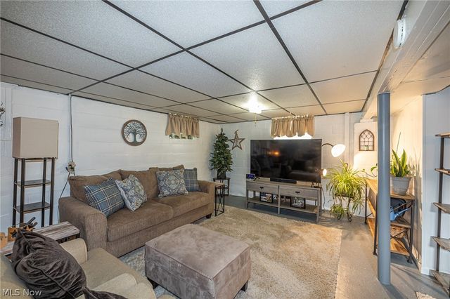 2424 E 30th Street, South Lorain, OH 44055