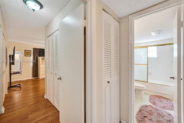 324 SE 10th St 208, Dania Beach, FL 33004